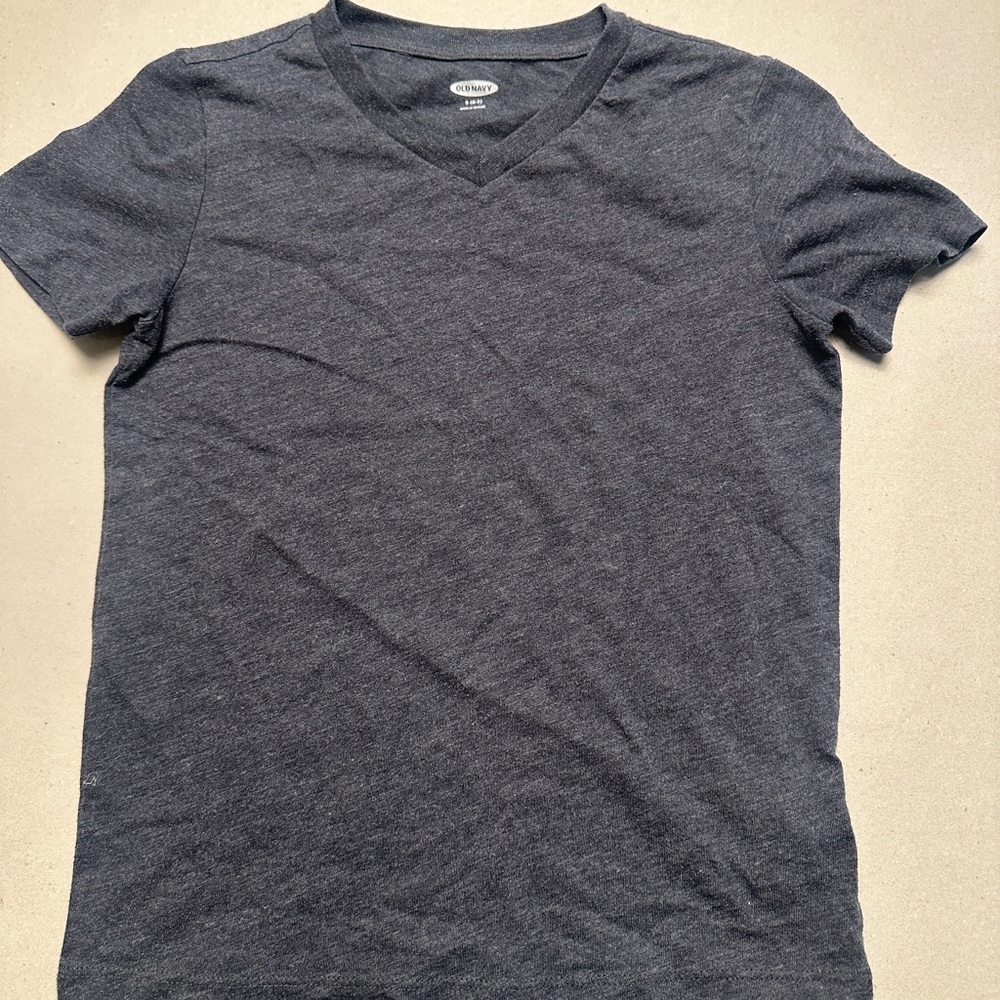Old Navy Charcoal V-Neck Kid’s Tee
